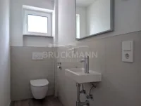 separates Tageslicht-Gäste-WC