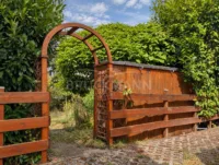 Weg zum Garten
