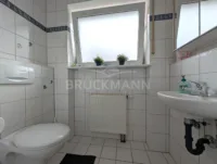 Tageslicht-Gäste-WC separat