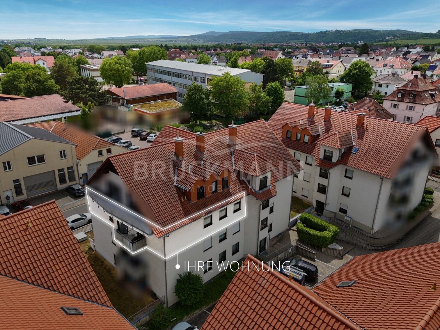 Blick auf Nord- & Ost-Fassade