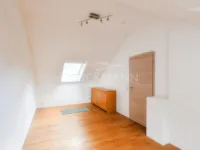 Schlafzimmer 1 (OG)