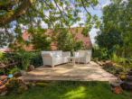 Sitzecke im Garten - Ein Ort zum Verlieben: Renoviertes Bauernhaus mit dem gewissen Etwas im Herzen von Kerzenheim