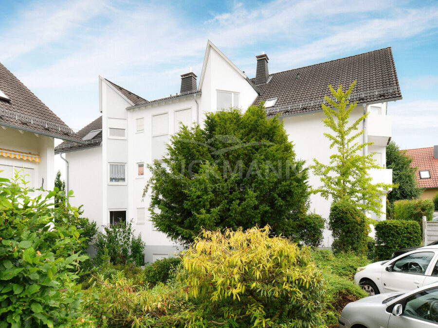 Hausansicht vom Parkplatz