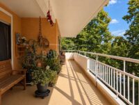 Loggia mit Blick ins Grüne