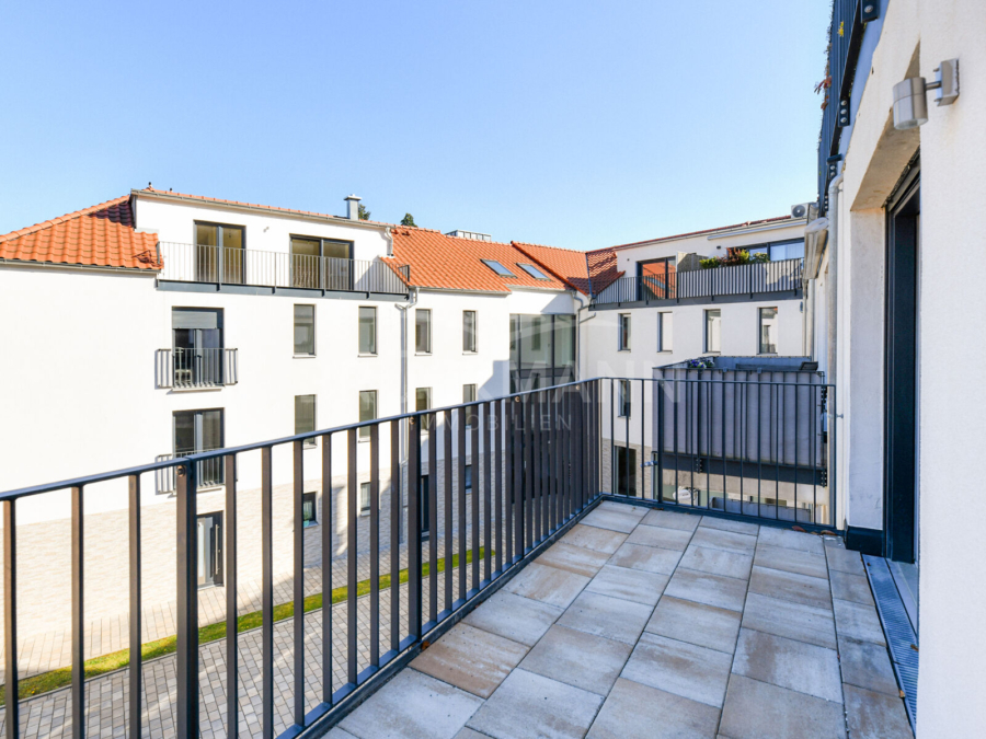 Balkon zum Innenhof