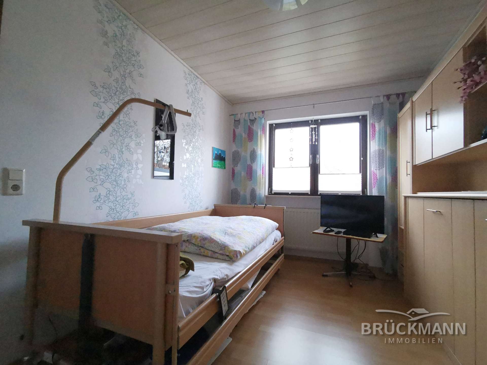 Zimmer 2 (EG)