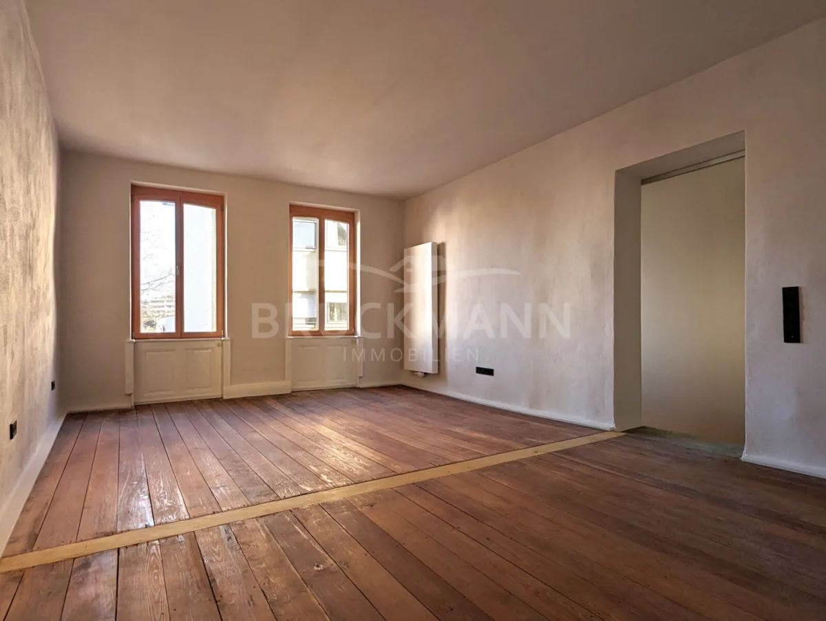 Schlafzimmer mit Vollholzdielen (OG 1)