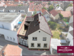 Luft-Perspektive - Keine Lust auf Rasenmähen? Willkommen zuhause in Ortskernlage von Weisenheim/Sand!