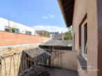 Balkon OG (Haus 1) - Keine Lust auf Rasenmähen? Willkommen zuhause in Ortskernlage von Weisenheim/Sand!