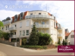 Hausansicht Straße - 2-ZKB Etagenwohnung mit Westbalkon und Aufzug in zentraler Lage von Grünstadt
