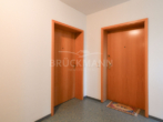 Wohnungseingang - 2-ZKB Etagenwohnung mit Westbalkon und Aufzug in zentraler Lage von Grünstadt