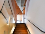 Treppenaufgang - Architektur, die Raum lässt – Design-Maisonette mit Weitblick #Erstbezug