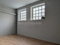Büro / kleines Lager (UG)