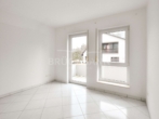 Schlafzimmer mit Balkon - 2-ZKB Etagenwohnung mit Westbalkon und Aufzug in zentraler Lage von Grünstadt