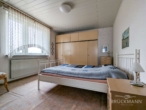 Zimmer 2 (OG) - Familienstart in Eisenberg: DHH mit 3 Schlafzimmern, Garten und Südblick ins Grüne!