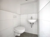 separates Gäste-WC