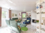 gemütliches Wohnzimmer... - Luxus im Grünen: Repräsentative Weinstraßen Villa mit parkartigem Garten in Ortsrandlage