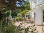 nicht einsehbare Südterrasse - Luxus im Grünen: Repräsentative Weinstraßen Villa mit parkartigem Garten in Ortsrandlage