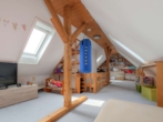 Studio (DG) - Tolles Zuhause: Freistehendes EFH mit vielen Möglichkeiten in guter Wohnlage von Kirchheim
