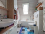 Badezimmer (OG) - Tolles Zuhause: Freistehendes EFH mit vielen Möglichkeiten in guter Wohnlage von Kirchheim