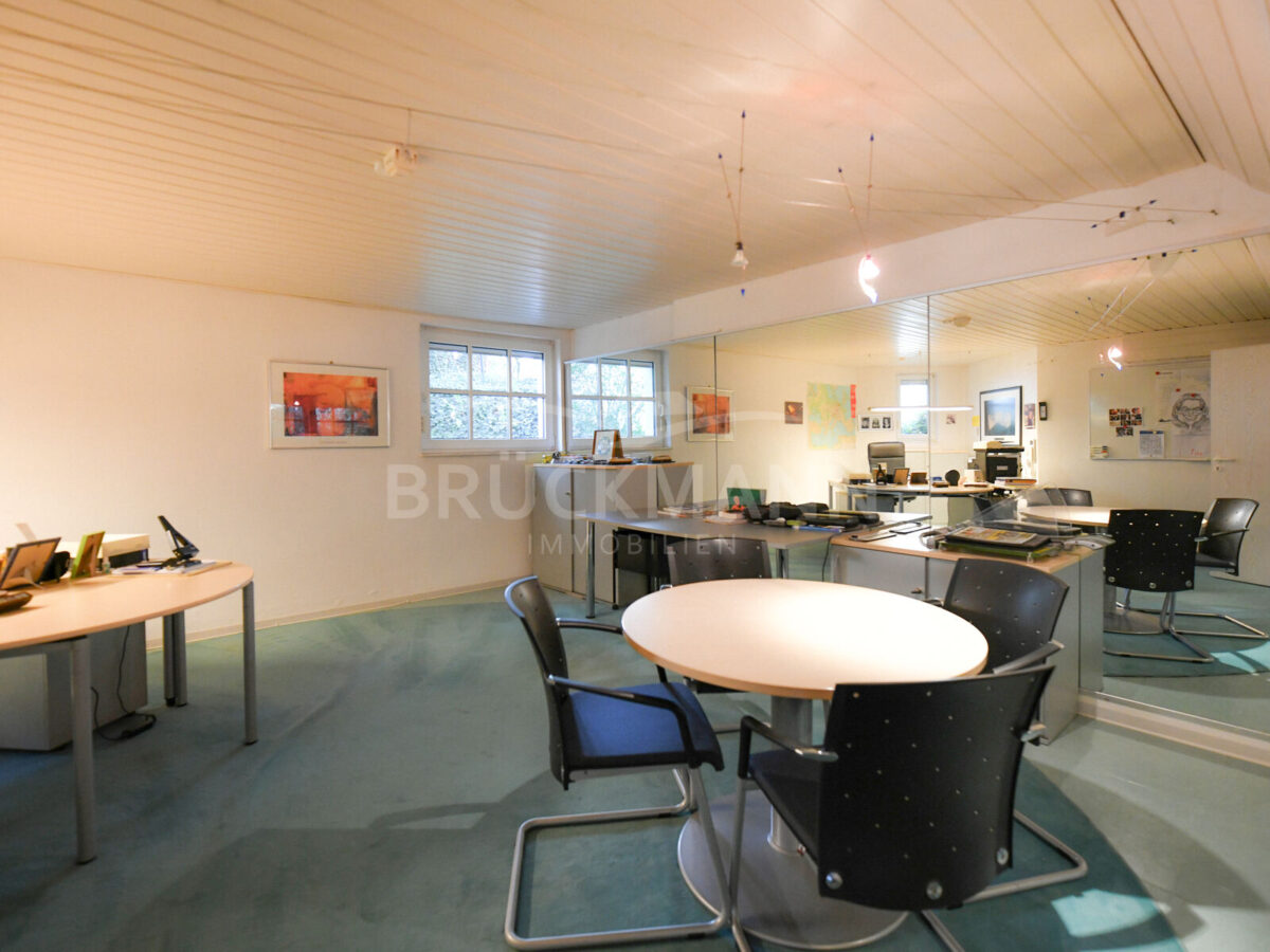 Büro 1 (UG)