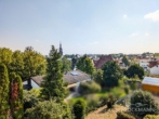 Aussicht vom OG! - Mehrfamilienhaus mit traumhafter Aussicht (und Ausbaupotential) in bester Wohnlage von Grünstadt!