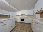 Küche (EG) - Gemütliche 3-ZKB-Maisonette-Wohnung mit idyllischem Innenhof im Pfälzerdorf Obersülzen