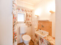 WC (EG)