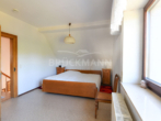 Zimmer 2 (OG) - Liebevoll modernisierter Altbau mit Scheune & großem Garten am Pfälzer-Wald