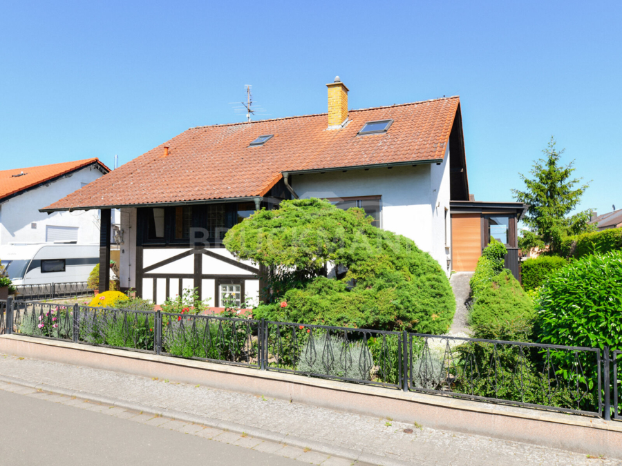 Hausansicht Straße