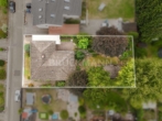 Vogelperspektive - Freiraum genießen: Bungalow mit großzügigem Garten, Koiteich & Doppelgarage