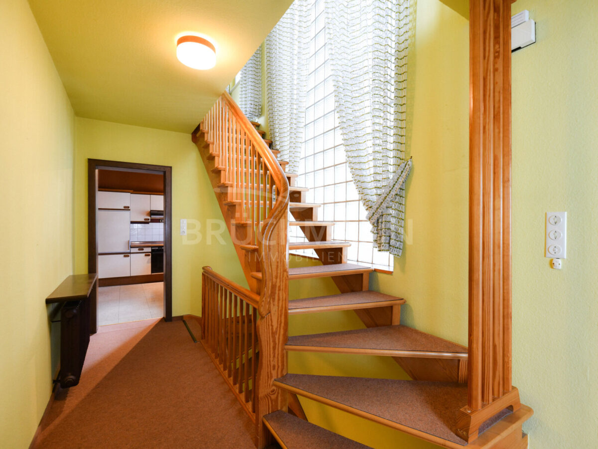 Treppe zum OG