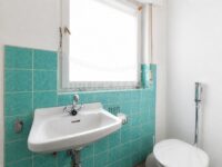 separates Gäste-WC