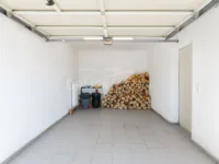 Garage (UG)