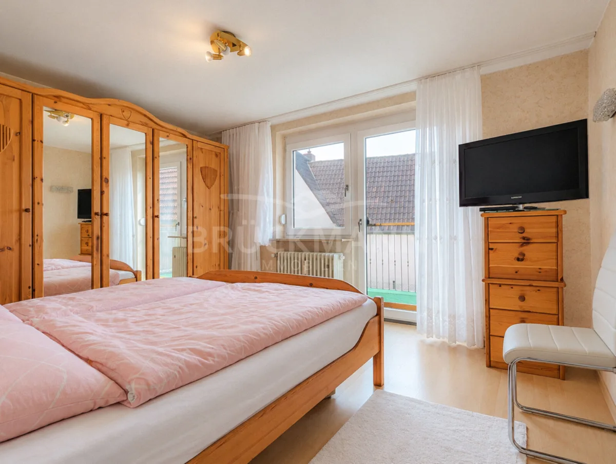 Schlafzimmer mit Terrassenzugang (EG)