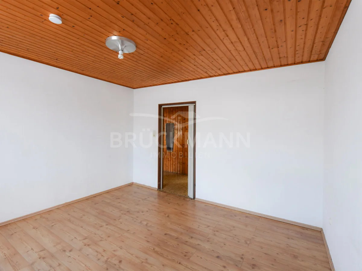 Zimmer 3 (EG)