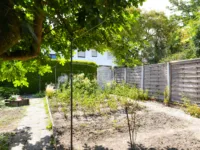 Nutzgarten mit Beeten