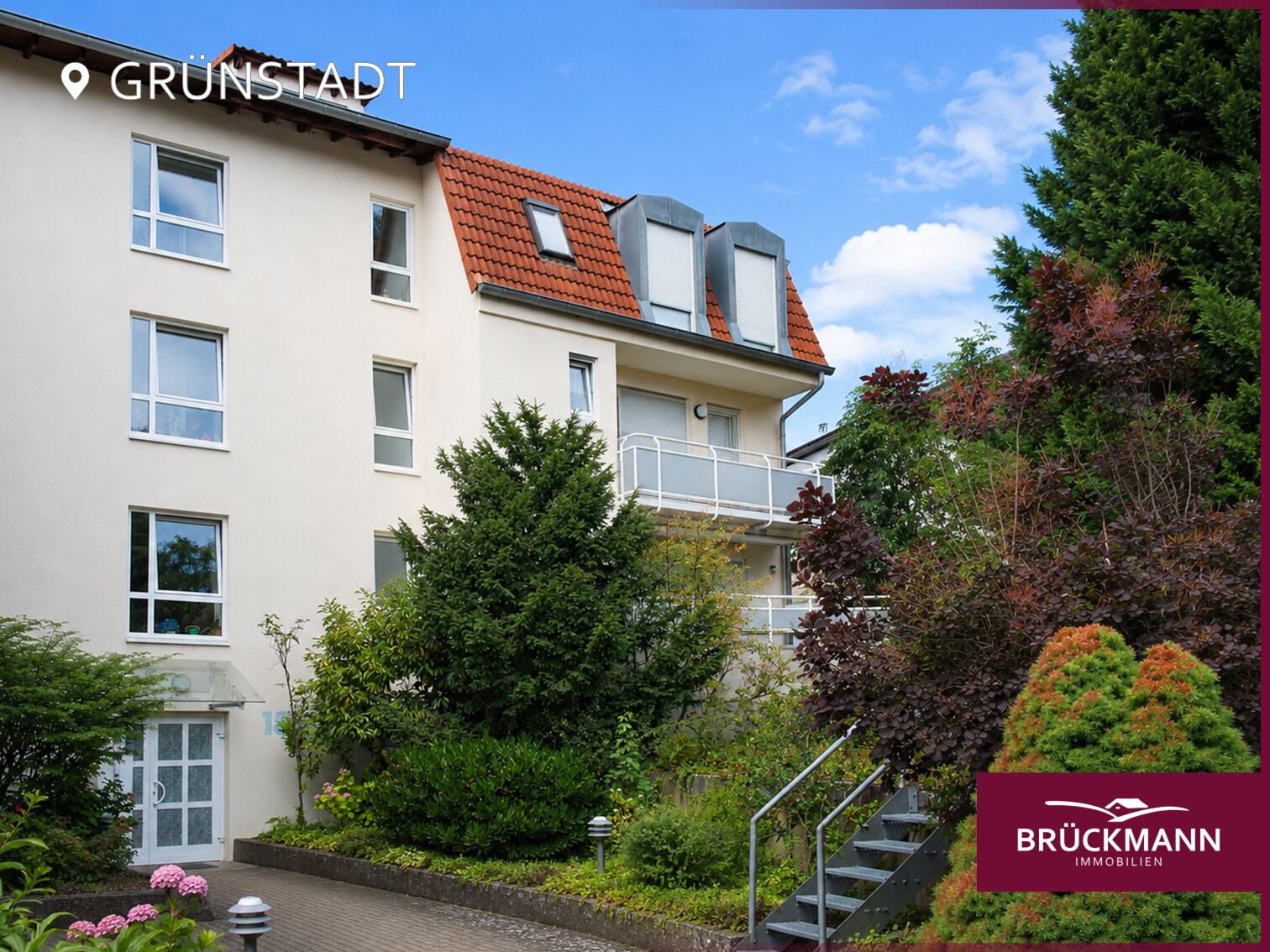 Schicke & gepflegte 2-ZKB mit zwei Balkonen & Aufzug in zentraler Toplage von Grünstadt!, 67269 Grünstadt, Etagenwohnung