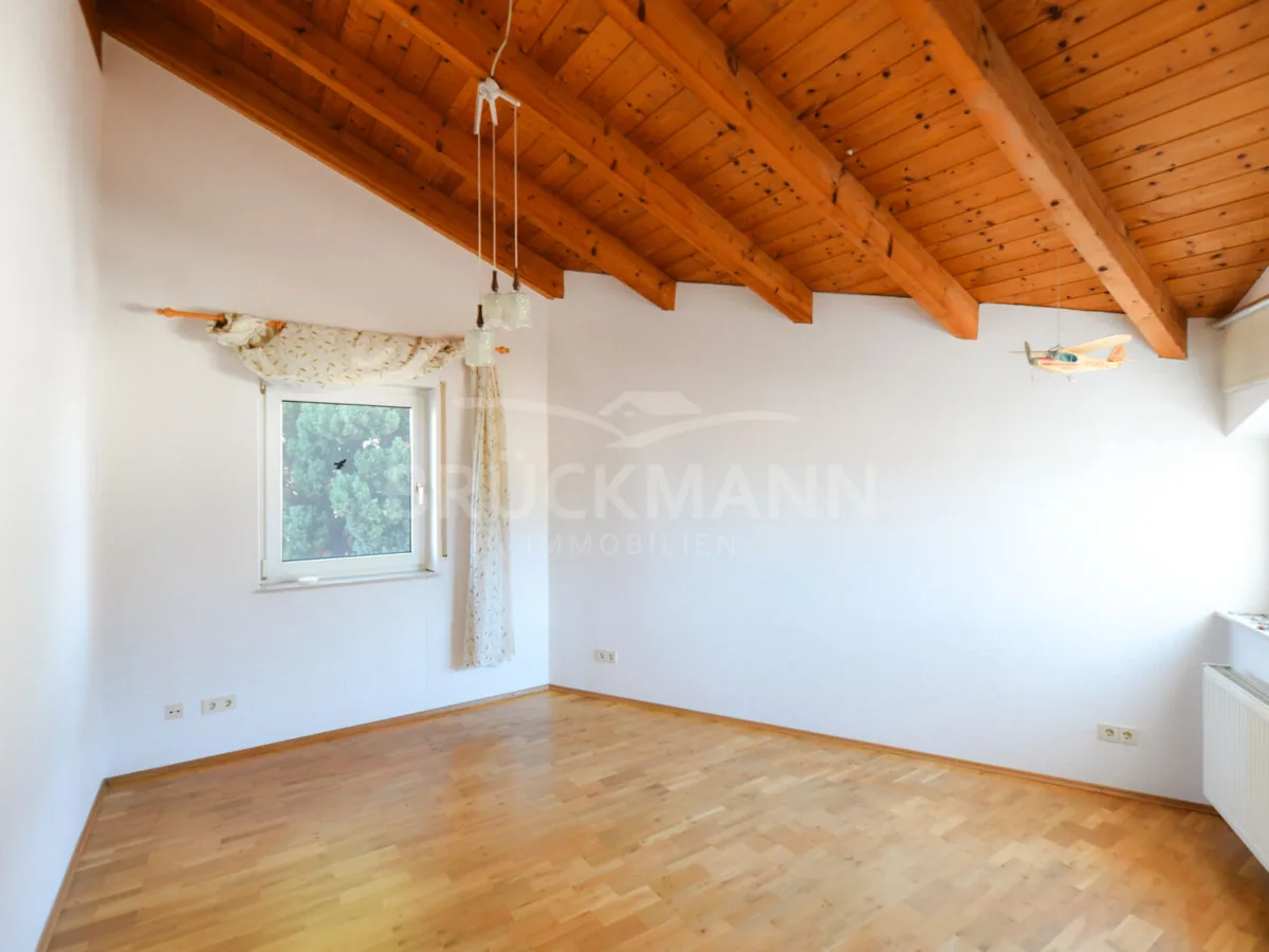 Zimmer 2 (EG)