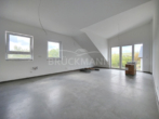 Wohn-/Kochbereich mit Balkonzugang